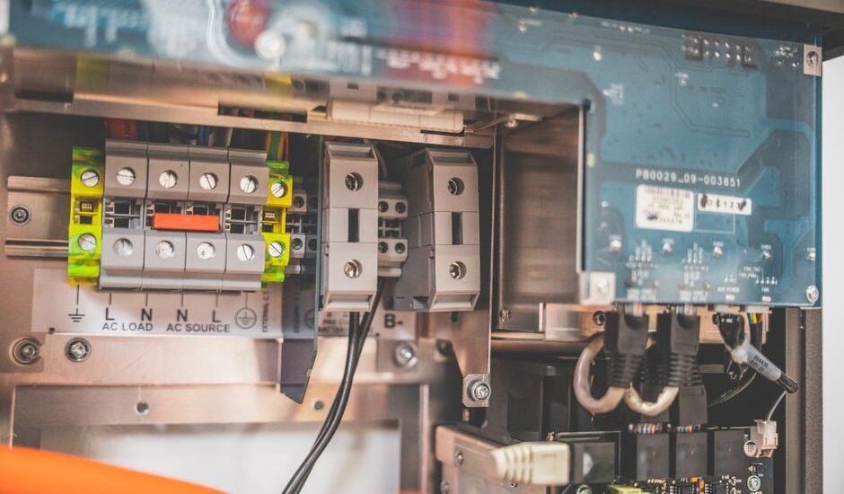 Detailed view of an inverter's internal components, illustrating power factor concepts.